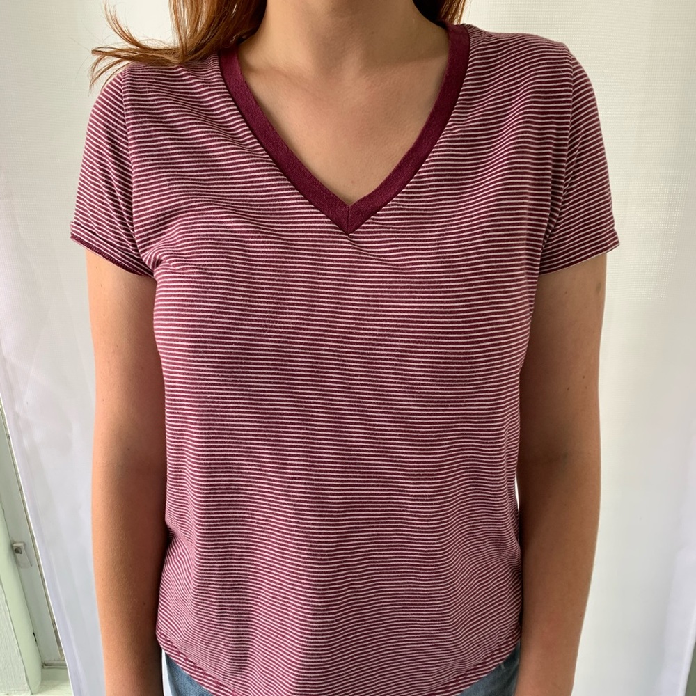 Red and white striped tee